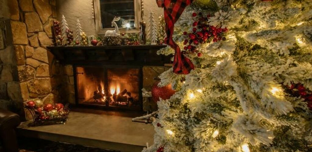 Lodge Lobby decorated for the holidays